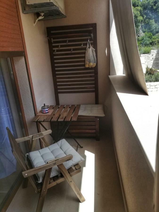 Apartman Matan, Postira Exteriör bild