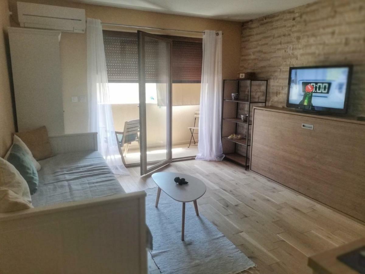 Apartman Matan, Postira Exteriör bild